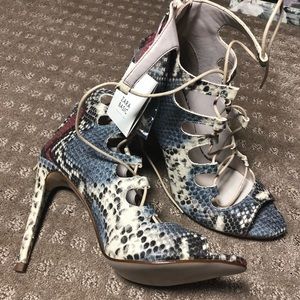 ZARA leather high heel shoes